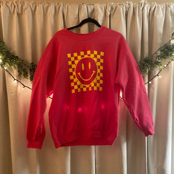 Sweaters - Pink Crewneck 😃